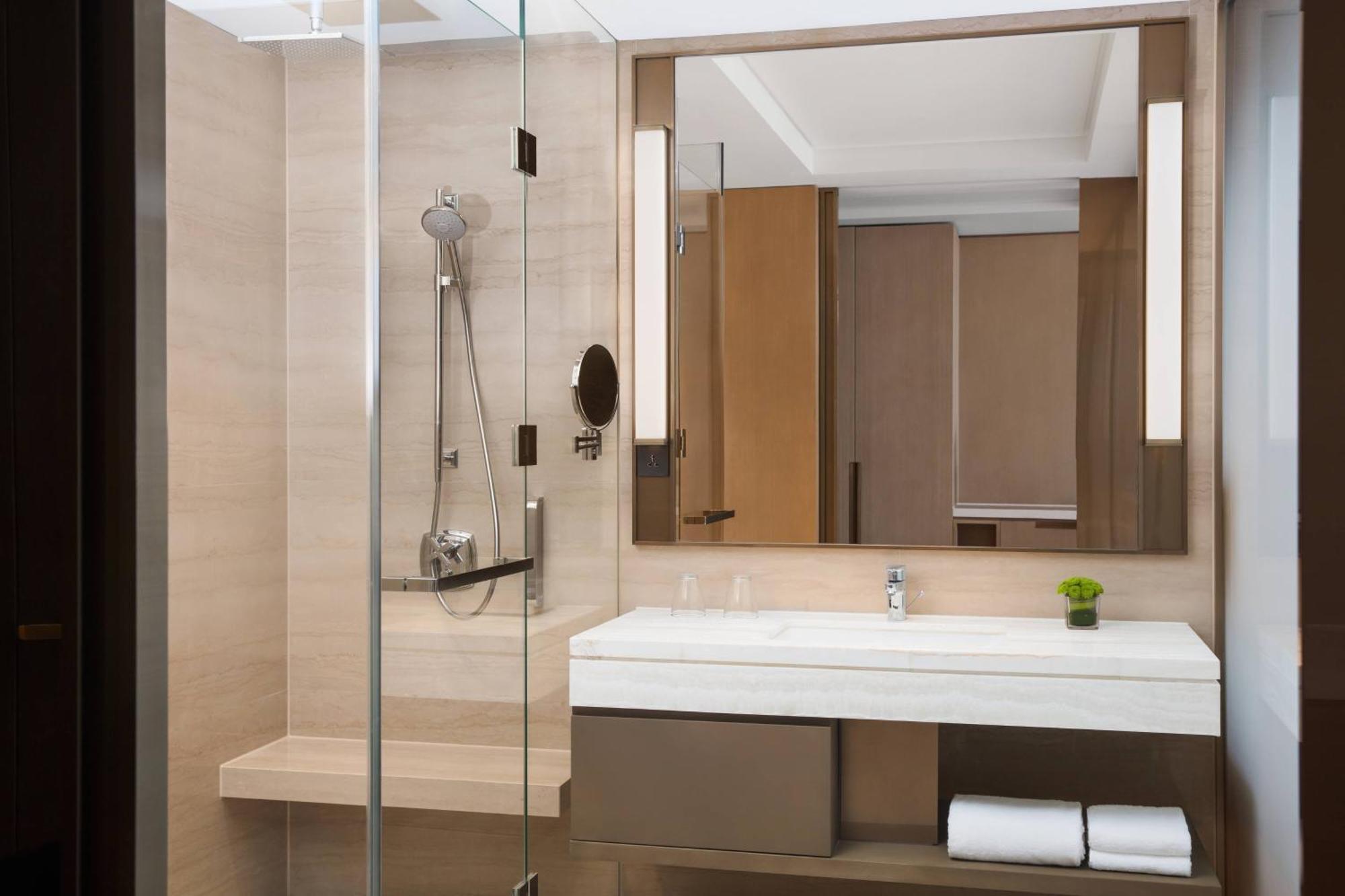 Courtyard By Marriott Xi'An North Hotell Exteriör bild