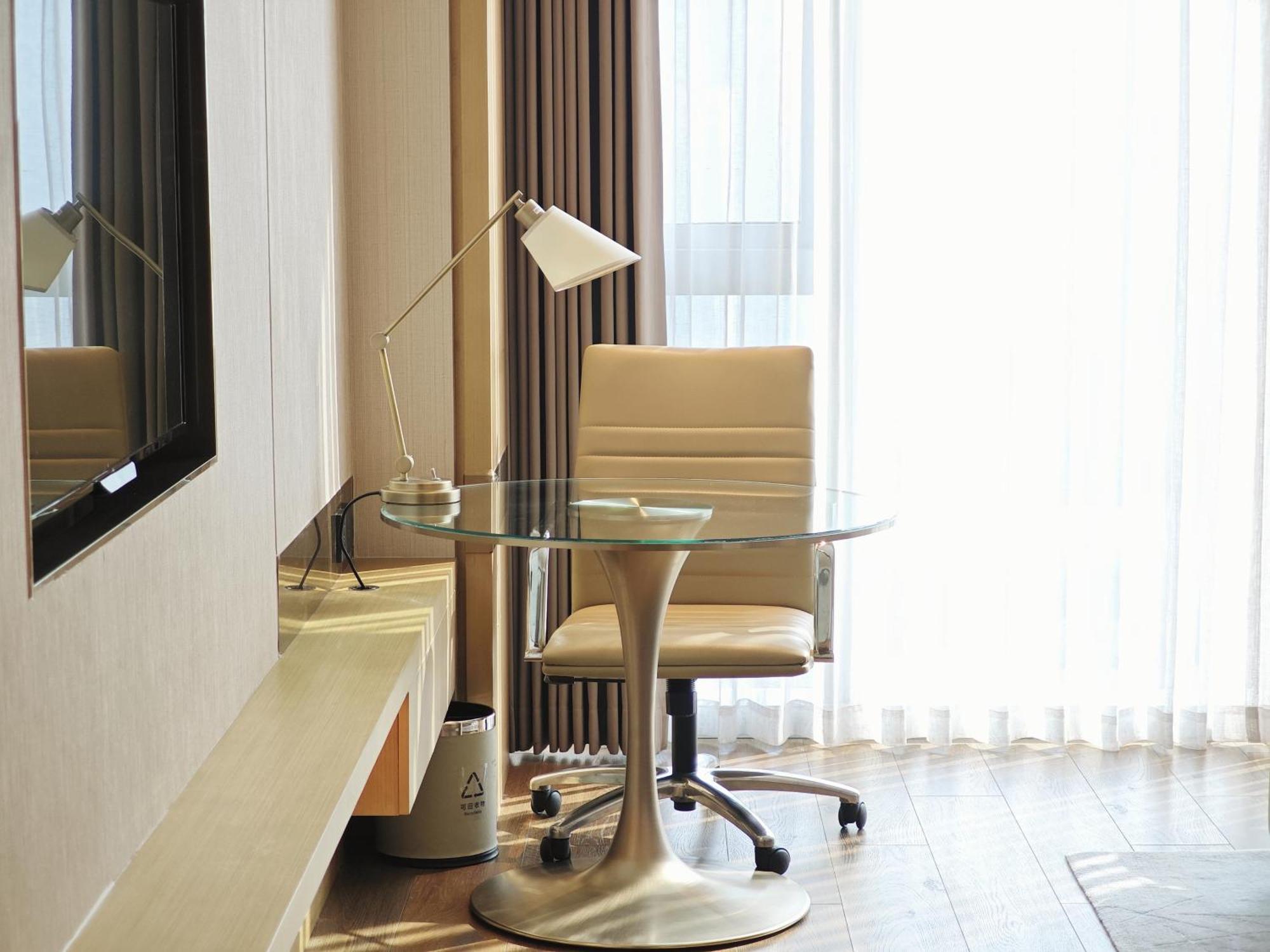 Courtyard By Marriott Xi'An North Hotell Exteriör bild